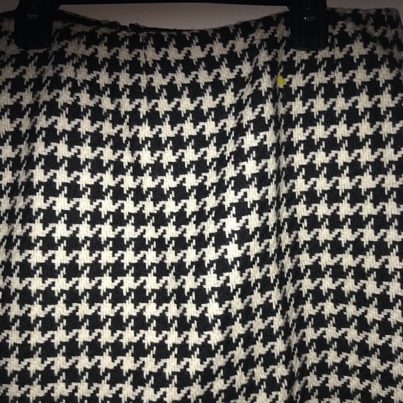 Lilly Pulitzer wool blend houndstooth mini - Picture 3 of 10
